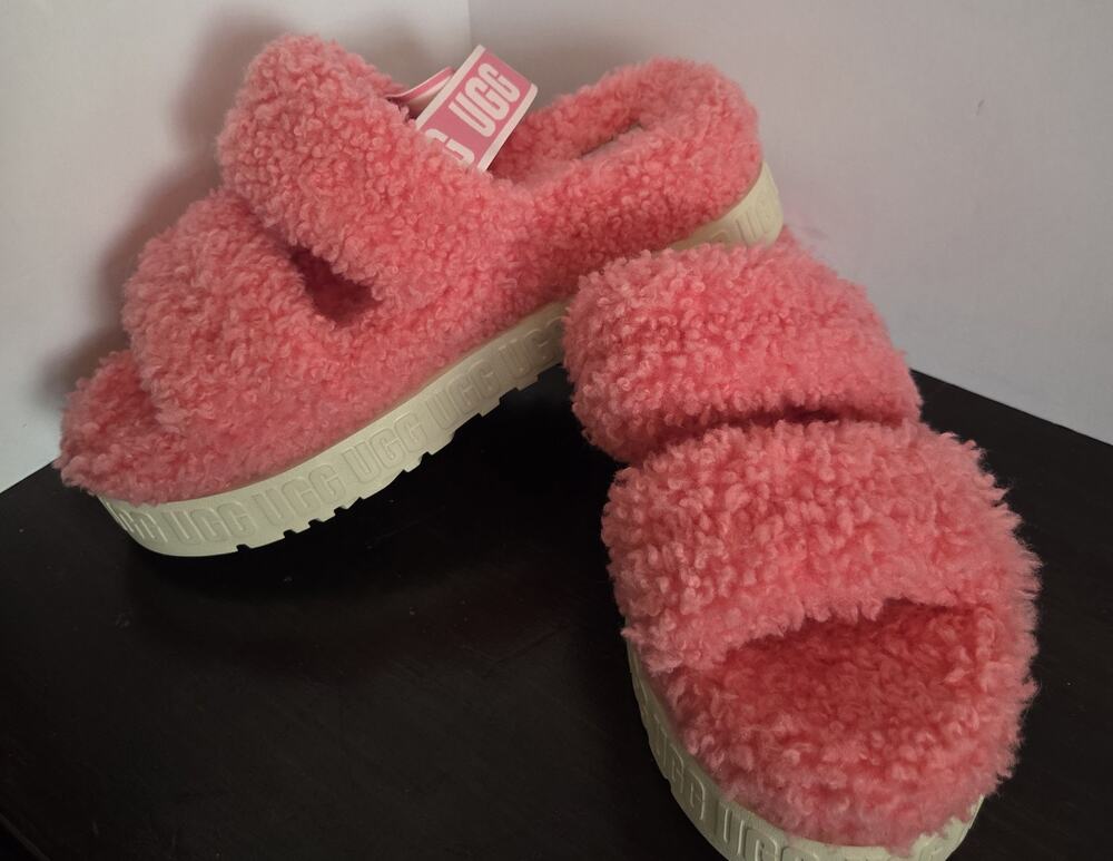 UGG Pink Rose Fluffita Oh Yea Sheepskin Fur Slippers Slides Sandals Size 10